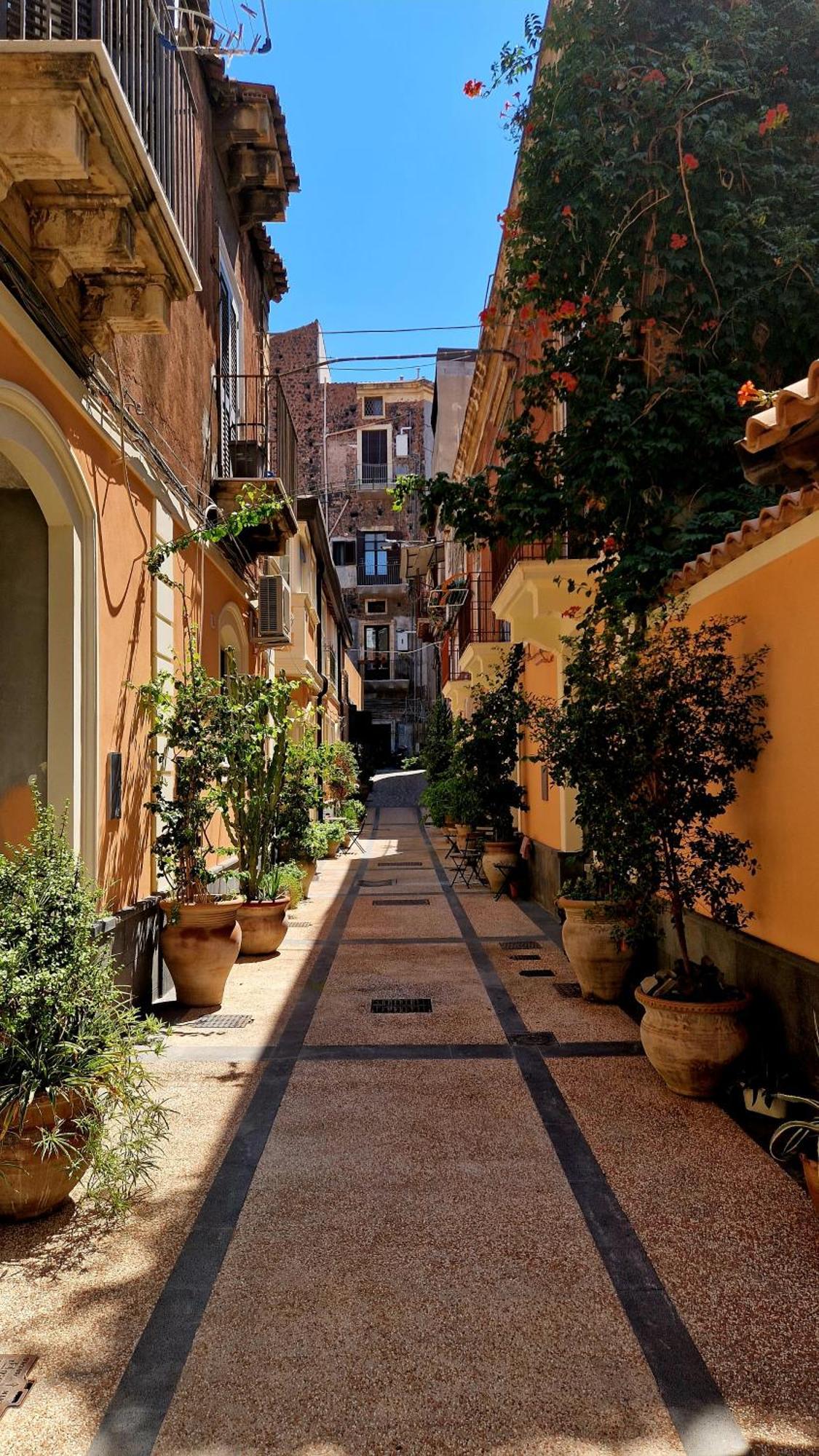 Borgo Santa Caterina - Fiera "Ventotto Holiday Home" 卡塔尼亚 外观 照片